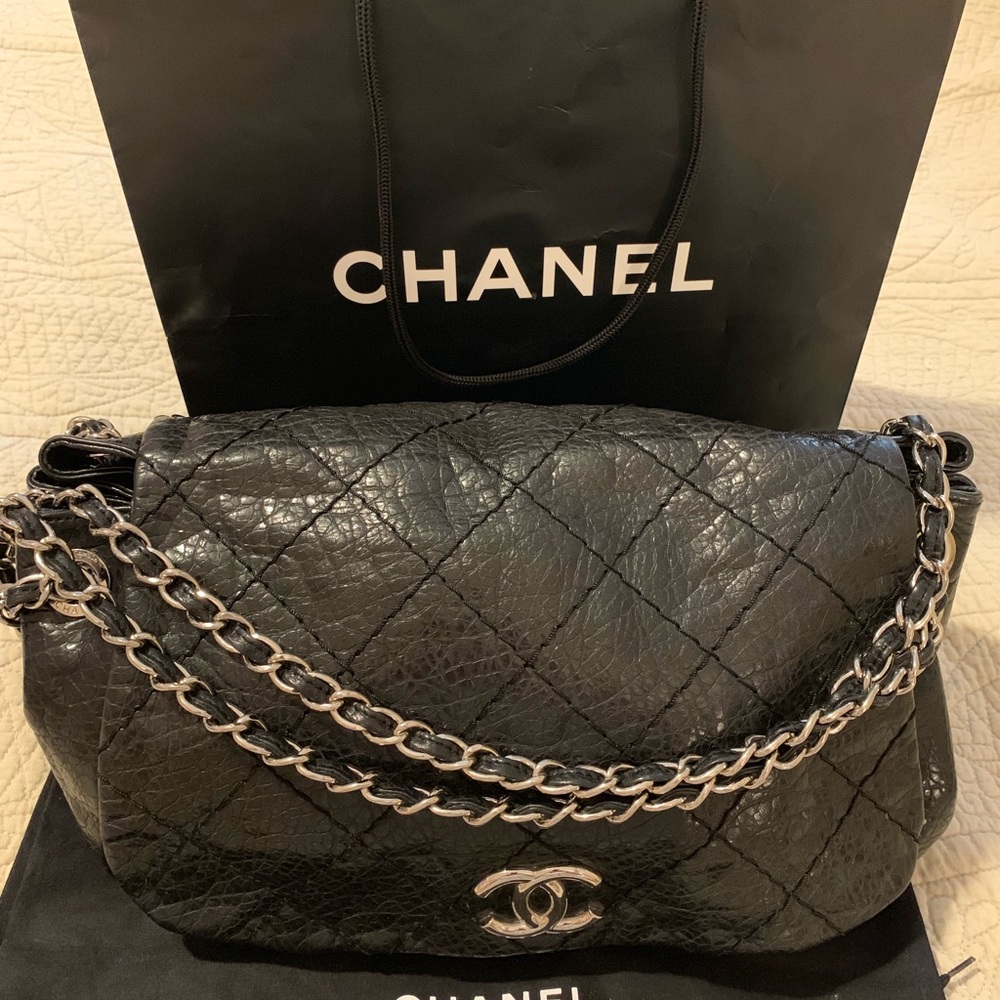 Chanel vintage patent leather